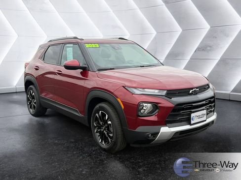 Certified 2023 Chevrolet TrailBlazer LT w/ LPO, Blackout Package image 7