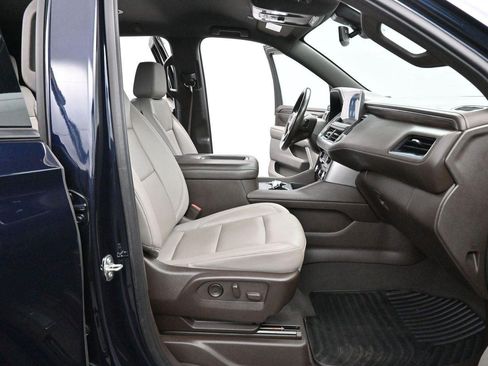 Used 2021 Chevrolet Tahoe Z71 AWD/4WD image 35