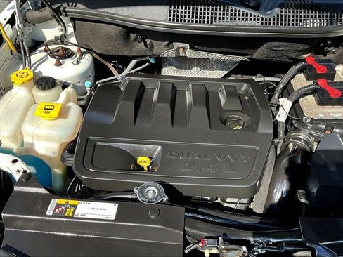 Used 2016 Jeep Compass High Altitude image 31