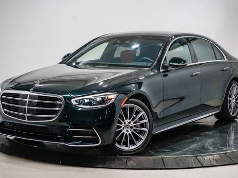 Used 2025 Mercedes-Benz S 580 4MATIC Sedan image 1