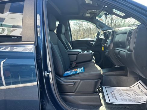 Certified 2022 Chevrolet Silverado 2500 W/T w/ Gooseneck/5TH Wheel Package image 46