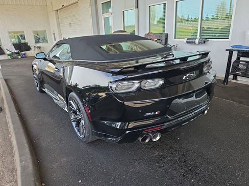 Used 2021 Chevrolet Camaro ZL1 w/ LPO, ZL1 Protection Package image 3