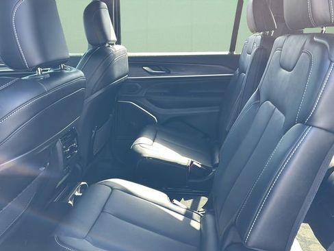 New 2026 Jeep Grand Cherokee L Limited image 21