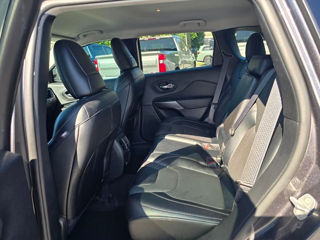 Used 2022 Jeep Cherokee Latitude Lux AWD/4WD image 10