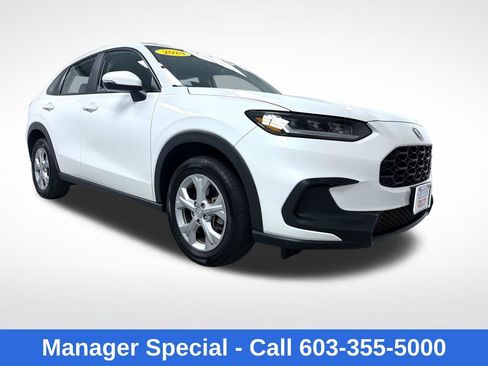 Used 2024 Honda HR-V LX image 1