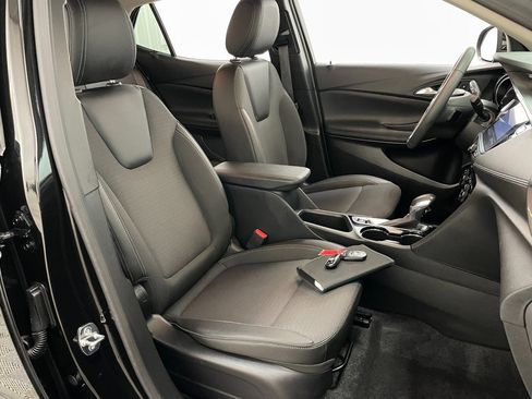 Used 2023 Buick Encore GX Select w/ Sport Touring Package image 37