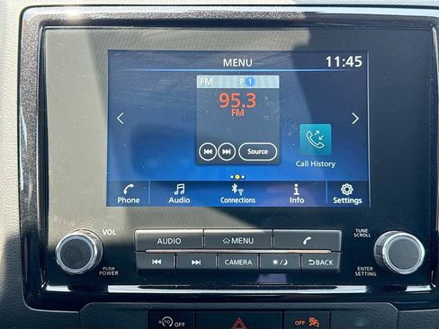 Used 2024 Nissan Frontier SV w/ Technology Package RWD image 13