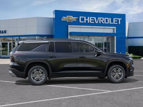 New 2026 Chevrolet Traverse LT image 5