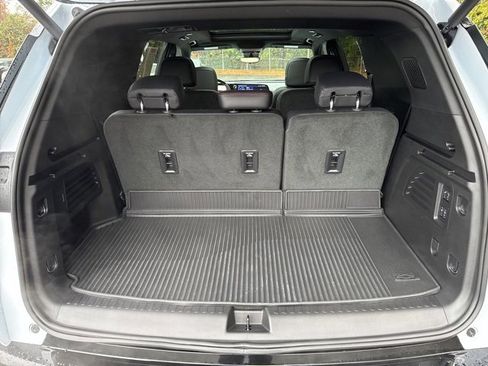Used 2026 Chevrolet Traverse RS image 28
