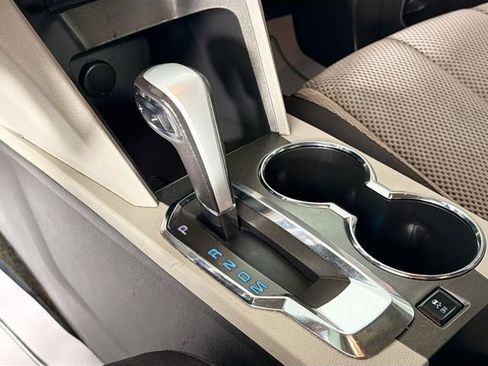 Used 2011 Chevrolet Equinox LT image 16