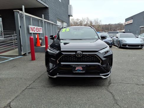 Certified 2025 Toyota RAV4 SE image 2