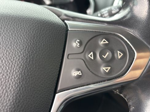 Used 2018 Chevrolet Traverse Premier w/ Driver Confidence II Package FWD image 26
