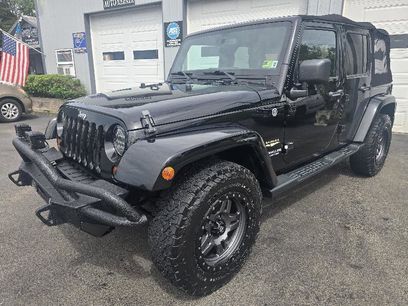 Used 2013 Jeep Wrangler Unlimited Sahara w/ Dual Top Group