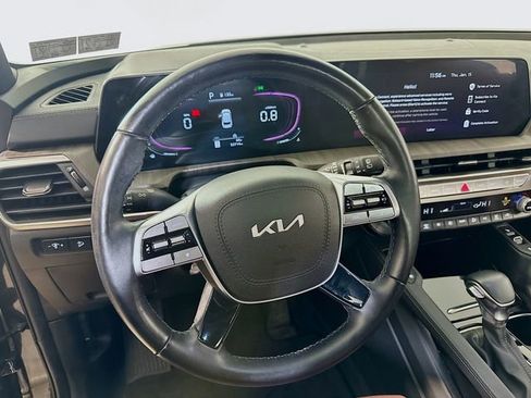 Used 2023 Kia Telluride EX w/ EX Captain's Chair Package image 14