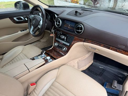 Used 2016 Mercedes-Benz SL 400 image 47