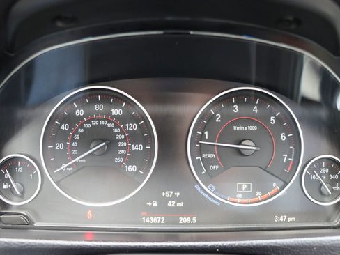 Used 2016 BMW 340i Sedan RWD image 31