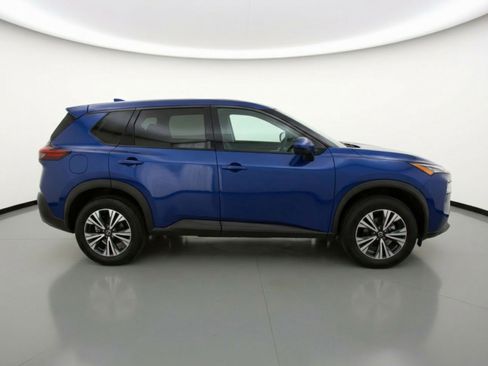 Used 2023 Nissan Rogue SV AWD/4WD image 11
