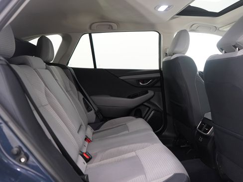 Used 2025 Subaru Outback Premium image 12