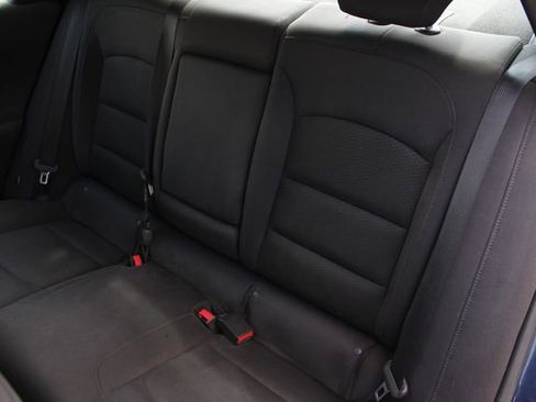 Used 2016 Chevrolet Malibu LT FWD image 19