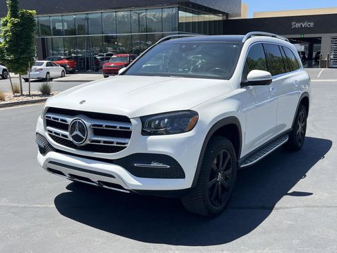 Used 2020 Mercedes-Benz GLS 450 4MATIC image 2
