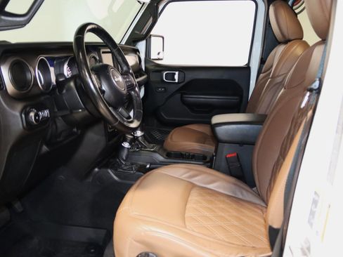 Used 2020 Jeep Wrangler Unlimited Sport image 35