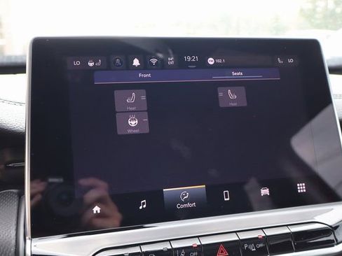 New 2026 Jeep Compass Limited image 17