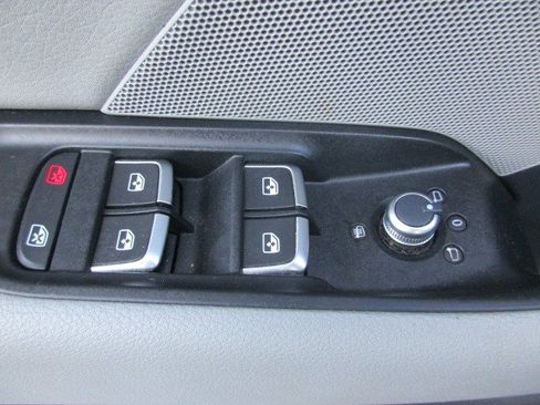 Used 2017 Audi A3 2.0T Premium image 17