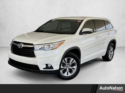 Used 2016 Toyota Highlander Plus