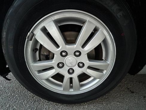 Used 2015 Chevrolet Sonic LT image 24