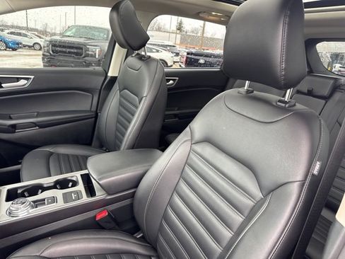 Used 2024 Ford Edge SEL w/ Convenience Package image 24