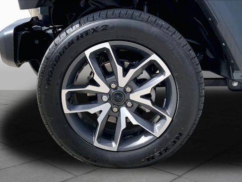 Used 2025 Jeep Wrangler Unlimited Sport S 4xe w/ Convenience Group AWD/4WD image 10