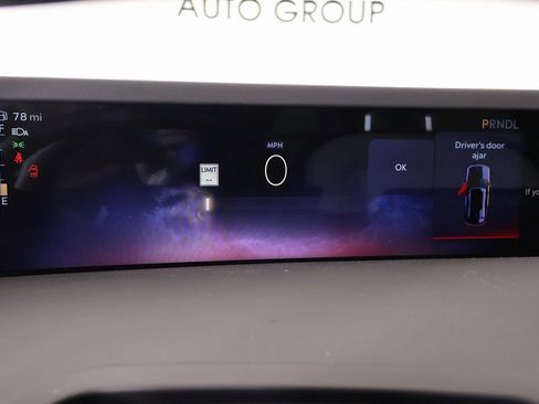 New 2026 Lincoln Nautilus Premier AWD/4WD image 4