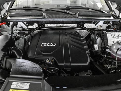 Used 2023 Audi Q5 2.0T Premium Plus w/ Premium Plus Package AWD/4WD image 24