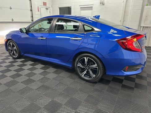 Used 2017 Honda Civic Touring image 7