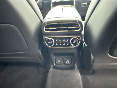 Used 2024 Genesis GV80 3.5T w/ Prestige Package image 18