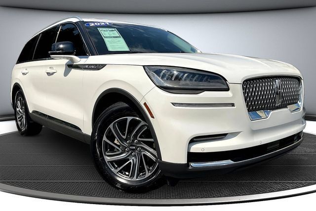 Used 2021 Lincoln Aviator 2WD image 3