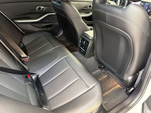 Used 2024 BMW 330i Sedan w/ Premium Package RWD image 29