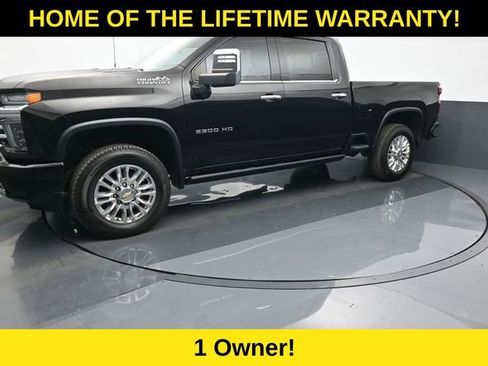 Used 2023 Chevrolet Silverado 2500 High Country w/ Z71 Off-Road Package image 2