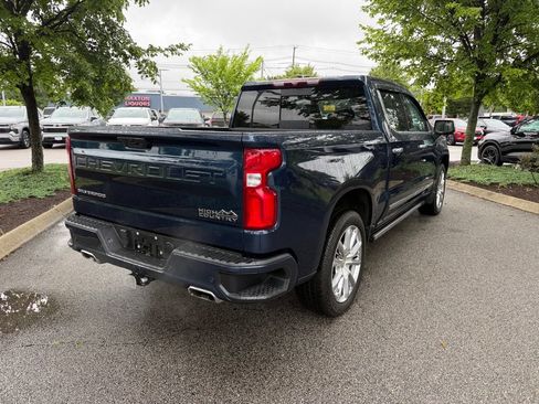 Used 2023 Chevrolet Silverado 1500 High Country w/ High Country Premium Package AWD/4WD image 5
