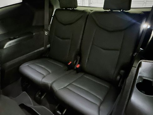 Used 2023 Cadillac XT6 Premium Luxury image 29