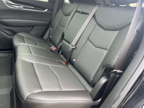 Used 2022 Cadillac XT5 Premium Luxury FWD image 19
