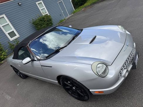 Used 2004 Ford Thunderbird RWD image 10