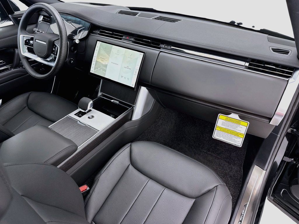New 2026 Land Rover Range Rover Long Wheelbase SE AWD/4WD image 16