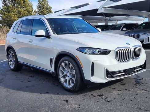 New 2026 BMW X5 xDrive50e AWD/4WD image 5