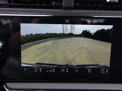 New 2026 GMC Sierra 2500 AT4 w/ AT4 Premium Plus Package AWD/4WD image 20