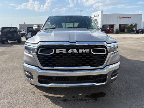 Used 2025 RAM 1500 Big Horn AWD/4WD image 2