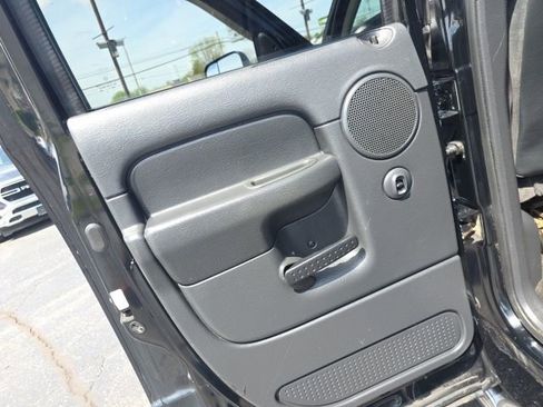 Used 2004 Dodge Ram 2500 Truck SLT w/ Trailer Tow Group image 31