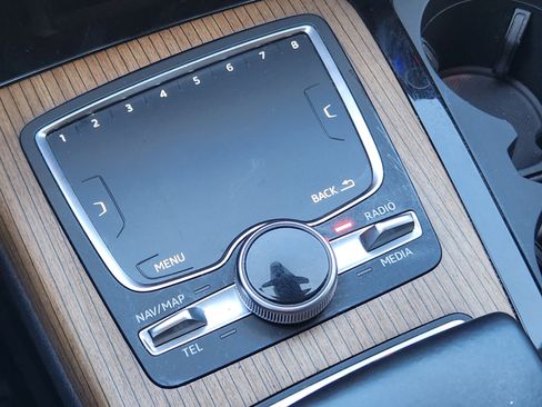 Used 2017 Audi Q7 2.0T Premium Plus w/ Premium Plus Package image 29