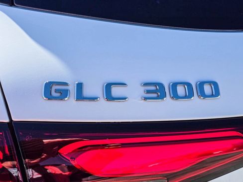 New 2026 Mercedes-Benz GLC 300 4MATIC image 7