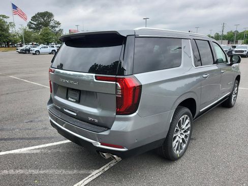 New 2026 GMC Yukon XL Denali AWD/4WD image 3